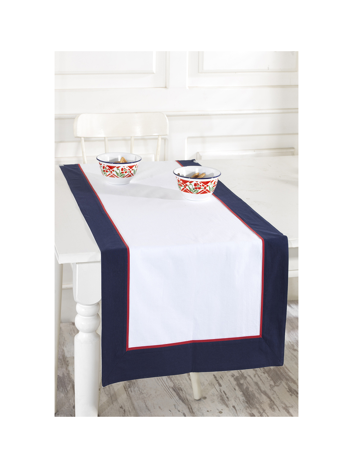 Tablecloth Embroidered-White Navy Blue-140 x 180