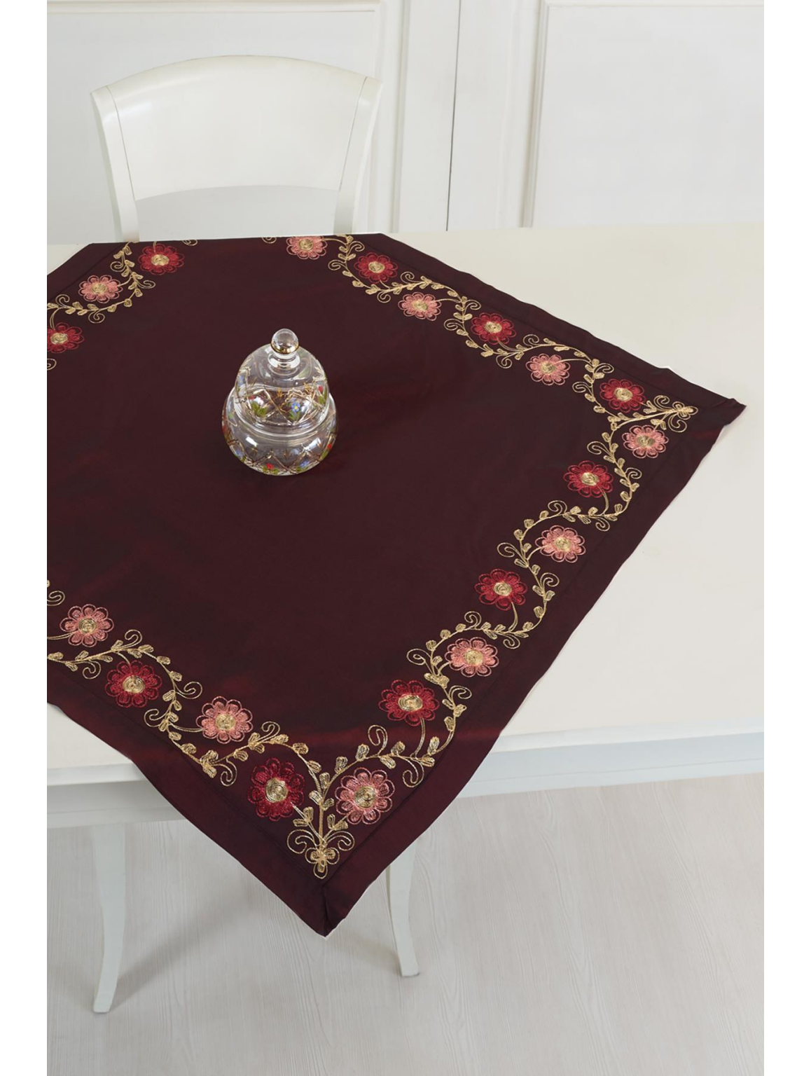 Tablecloth Taffeta Floral Embroidered-90 x 90-Multi Color