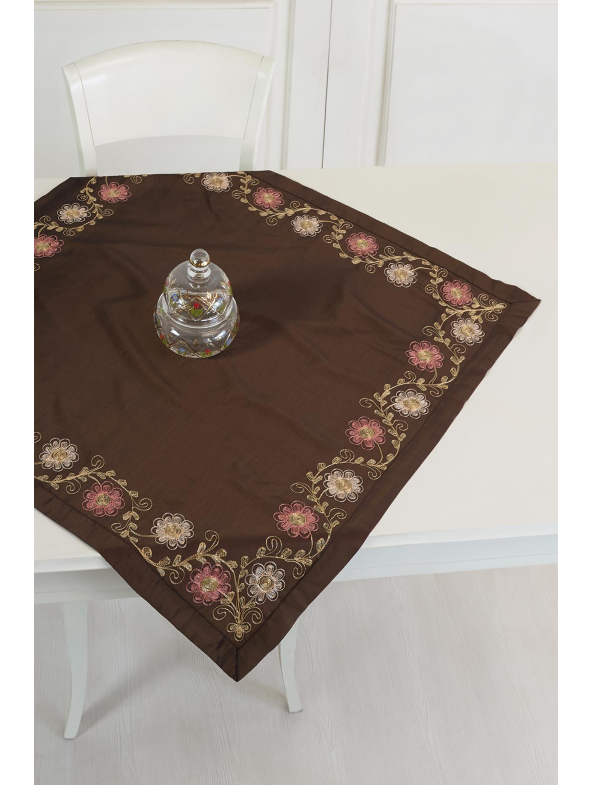 Tablecloth Taffeta Floral Embroidered-90 x 90-Multi Color